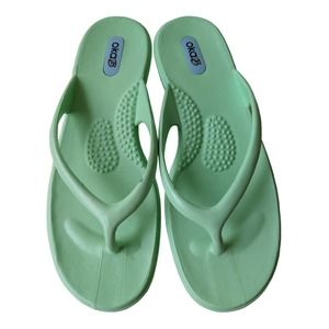 NEW S small 5 6 OKAB Green sandals flip-flops summer made in USA